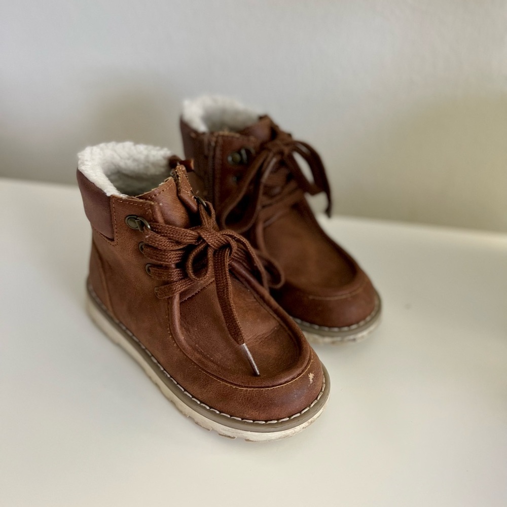 Toddler boots